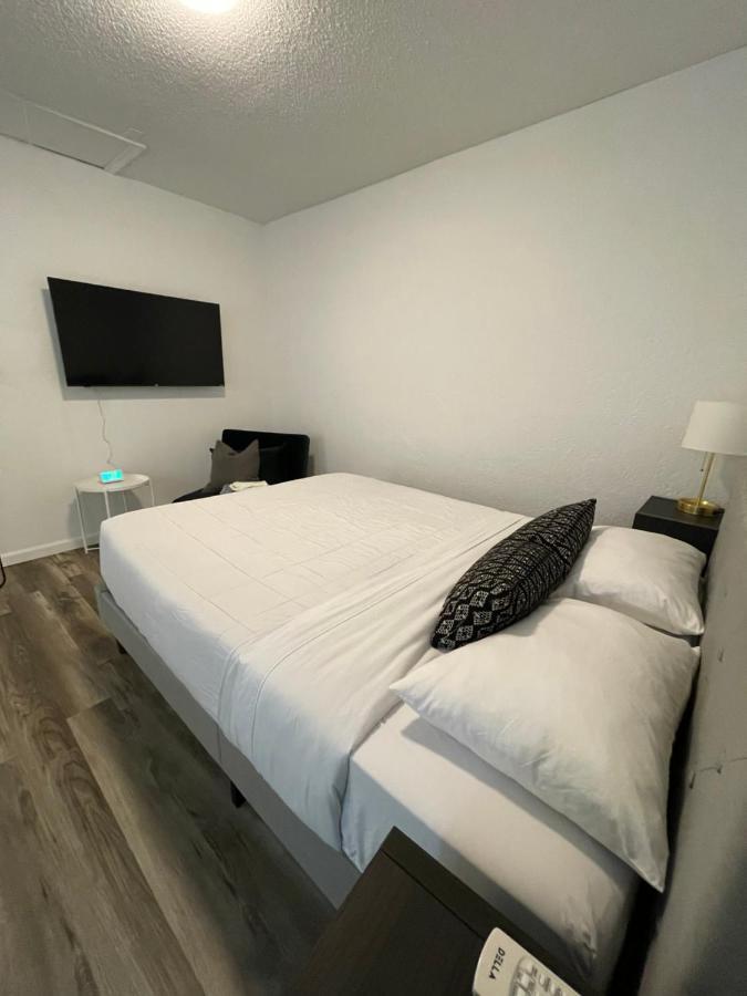 Weeki Wachee Guest Suite Spring Hill Luaran gambar